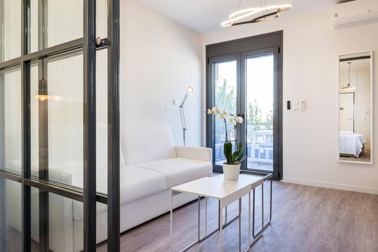 Emily In Athens - Central Chic Flat With Terrace Syntagma E1 Εξωτερικό φωτογραφία