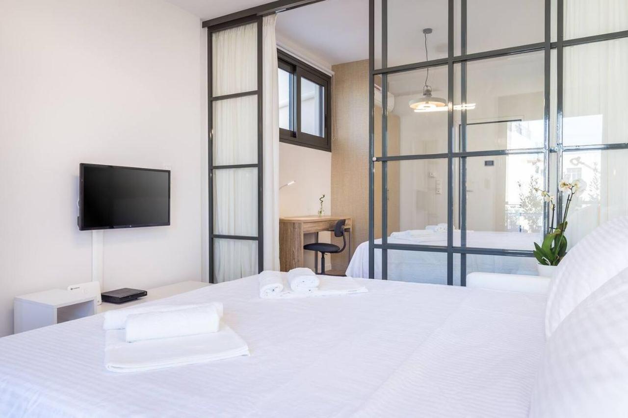 Emily In Athens - Central Chic Flat With Terrace Syntagma E1 Εξωτερικό φωτογραφία