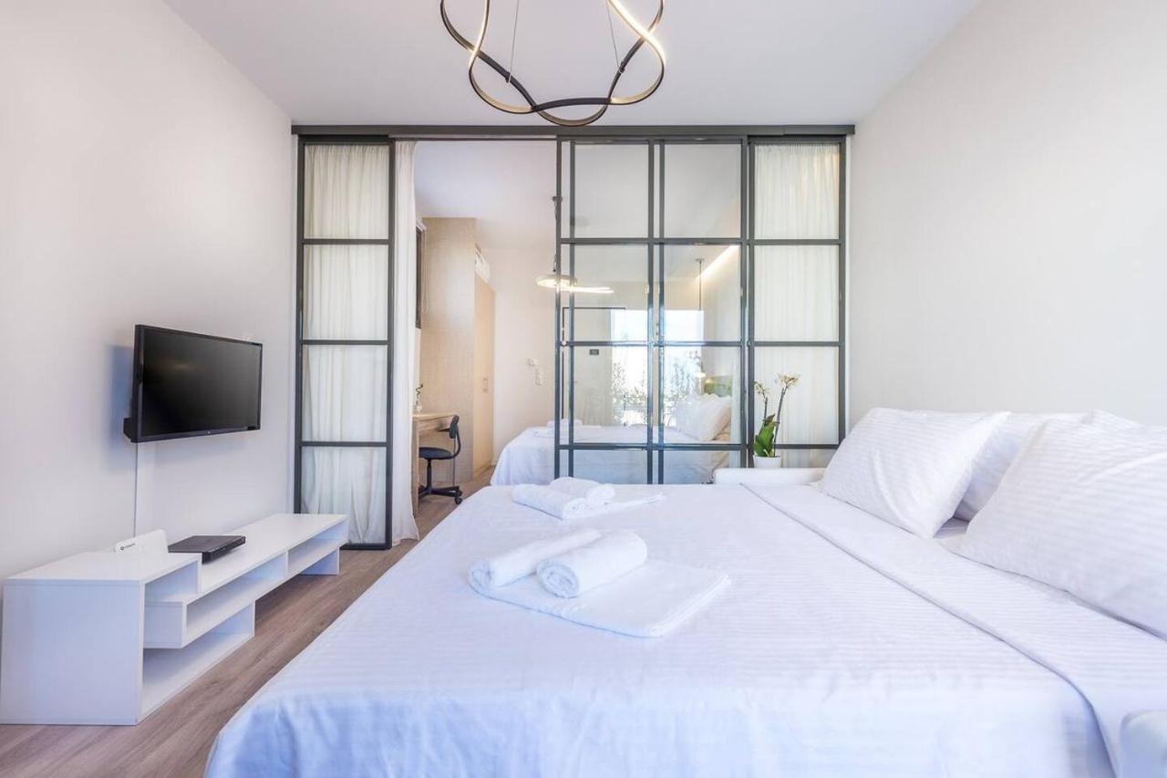 Emily In Athens - Central Chic Flat With Terrace Syntagma E1 Εξωτερικό φωτογραφία