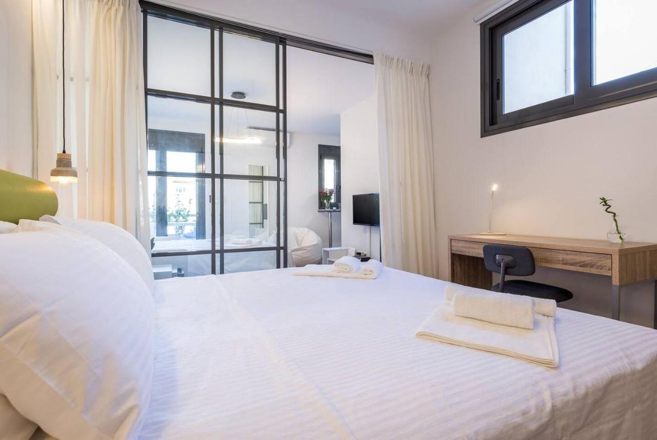Emily In Athens - Central Chic Flat With Terrace Syntagma E1 Εξωτερικό φωτογραφία