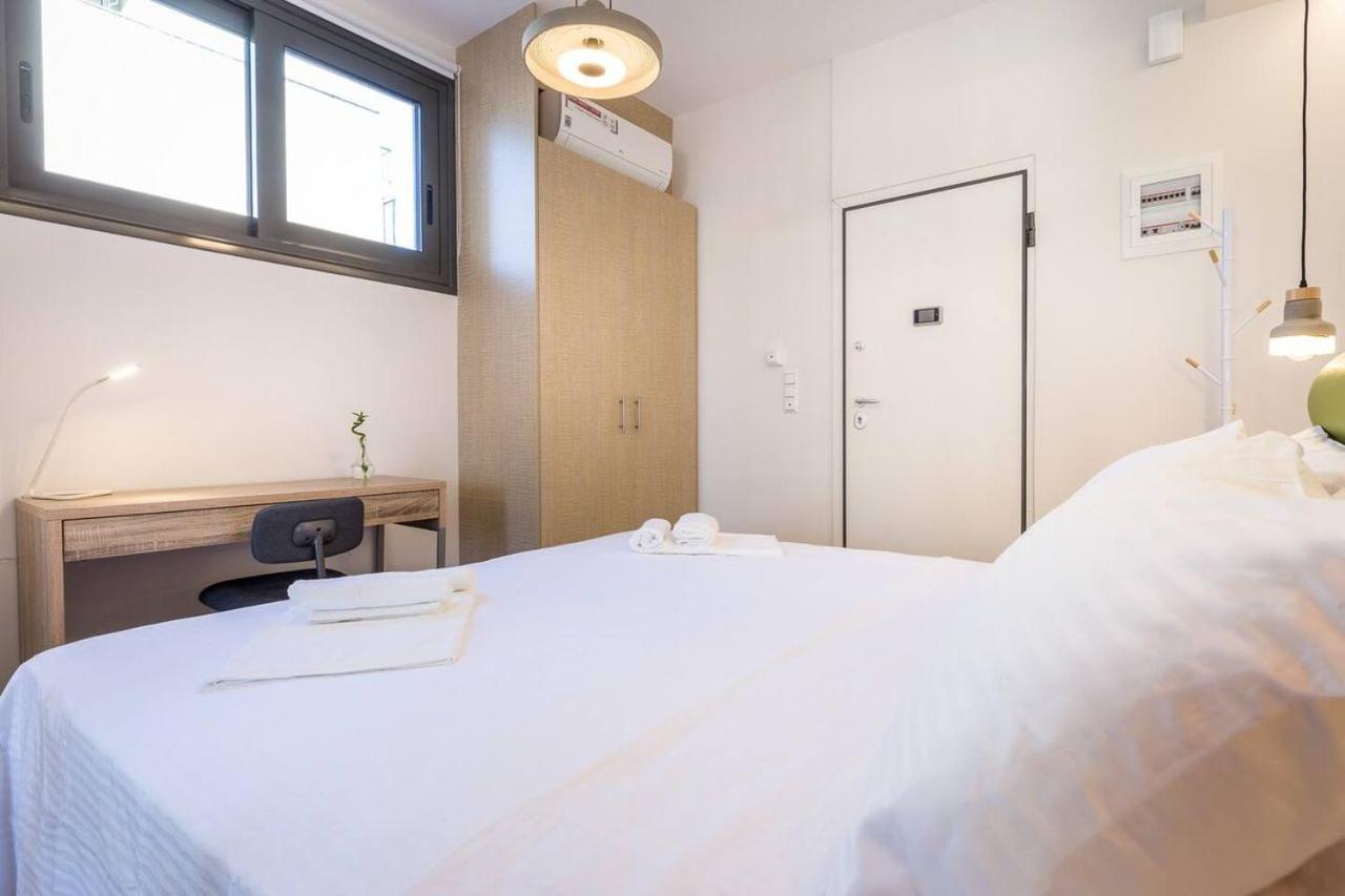 Emily In Athens - Central Chic Flat With Terrace Syntagma E1 Εξωτερικό φωτογραφία