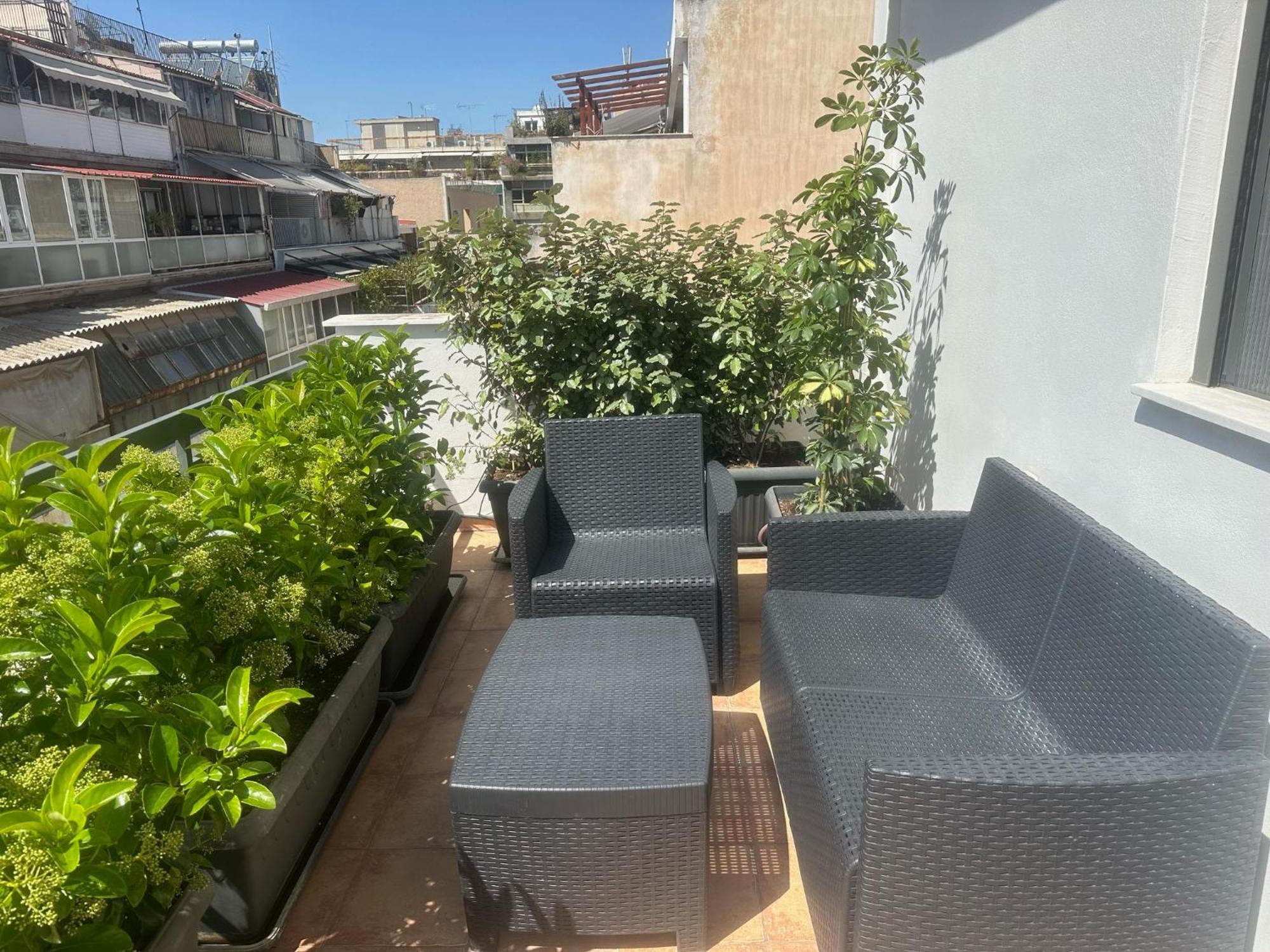 Emily In Athens - Central Chic Flat With Terrace Syntagma E1 Εξωτερικό φωτογραφία