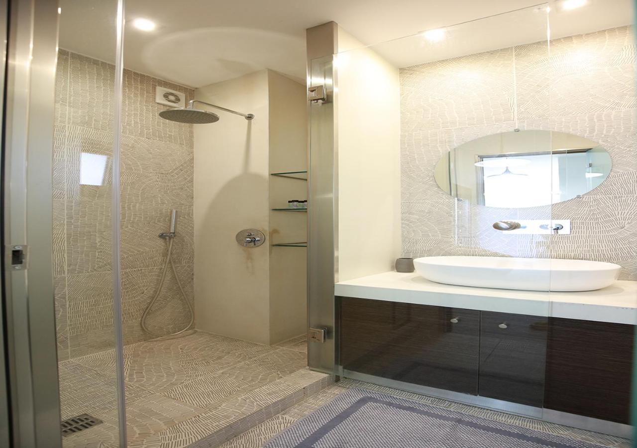 Emily In Athens - Central Chic Flat With Terrace Syntagma E1 Εξωτερικό φωτογραφία