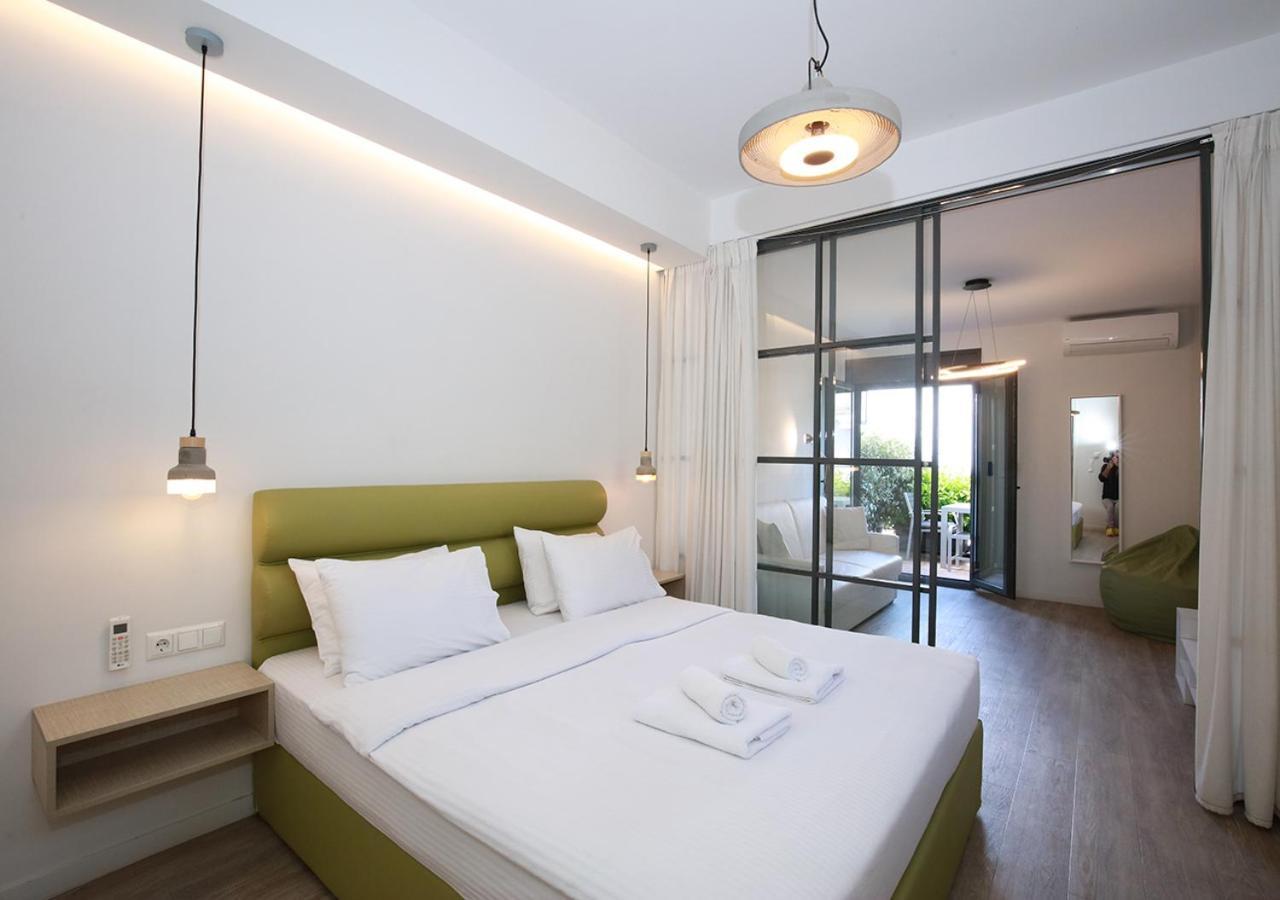 Emily In Athens - Central Chic Flat With Terrace Syntagma E1 Εξωτερικό φωτογραφία
