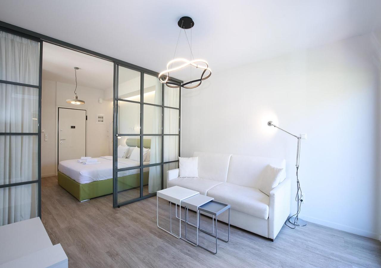Emily In Athens - Central Chic Flat With Terrace Syntagma E1 Εξωτερικό φωτογραφία